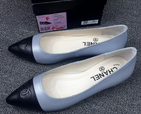 CHANEL Shallow mouth flat shoes Women--135